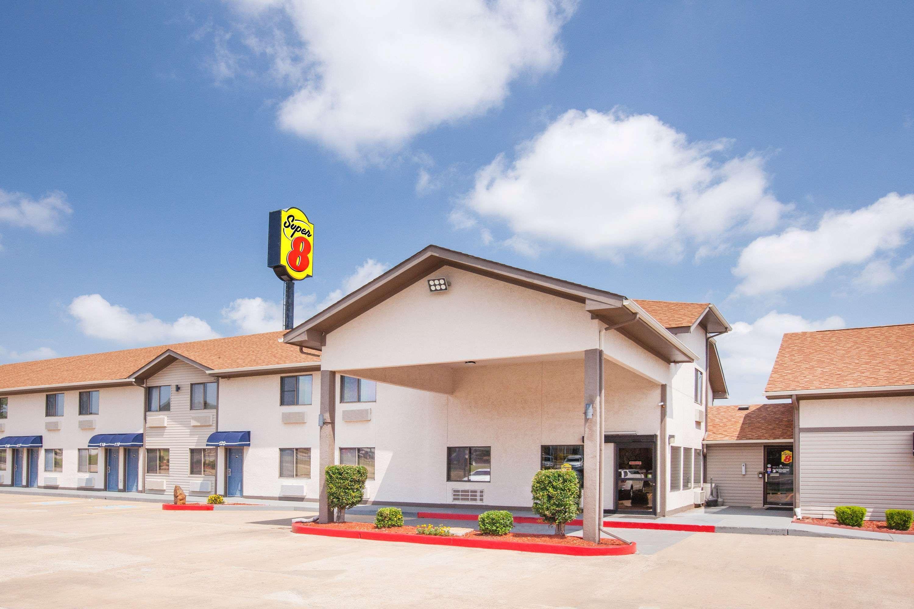 Super 8 By Wyndham Van Buren/Ft. Smith Area Buitenkant foto