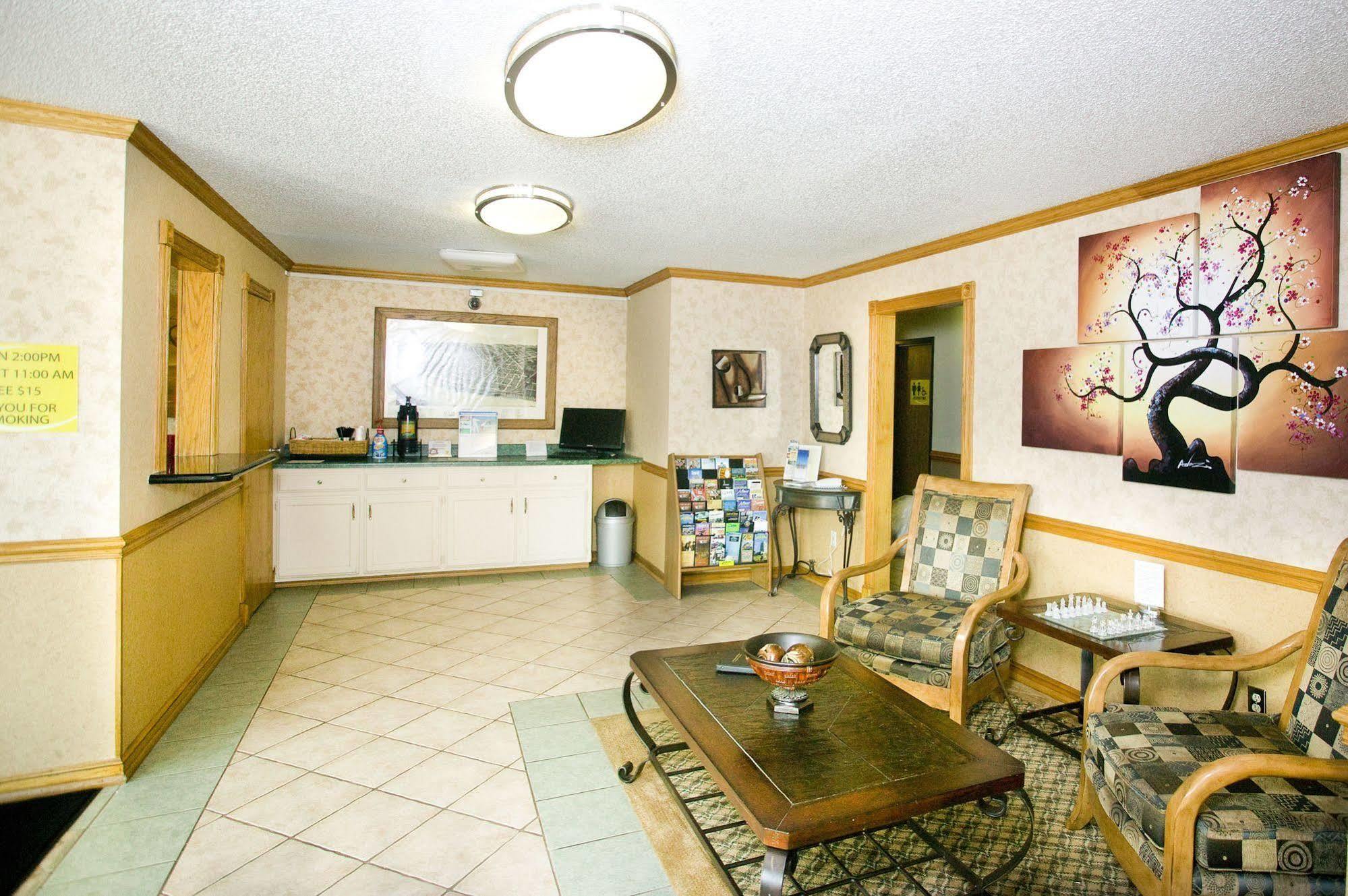 Super 8 By Wyndham Van Buren/Ft. Smith Area Buitenkant foto